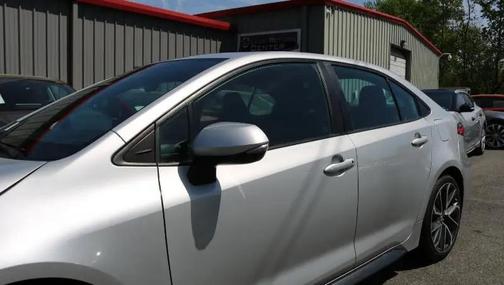 Classic Silver Metallic 2020 Toyota Corolla SE