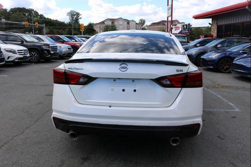 2020 Nissan Altima SR FWD