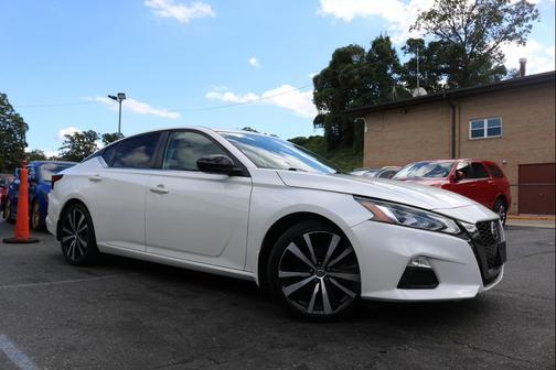 2020 Nissan Altima SR FWD