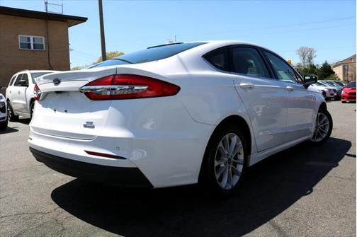 2020 Ford Fusion Hybrid SE