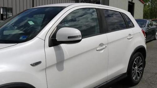 Pearl White 2019 Mitsubishi Outlander Sport 2.0 ES