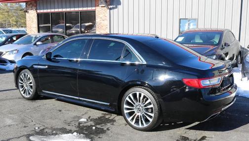 2017 Lincoln Continental Select