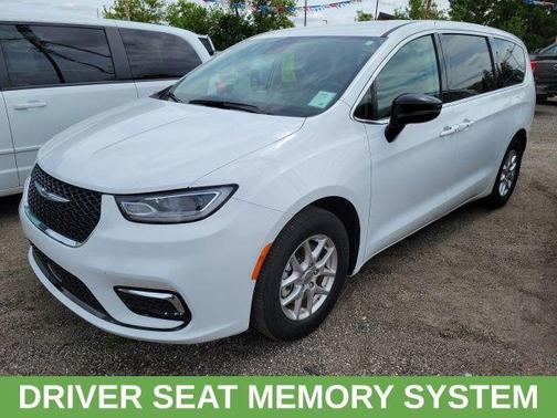 Bright White Clearcoat 2024 Chrysler Pacifica Touring L