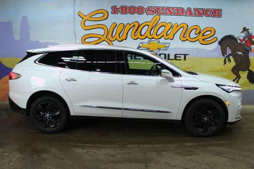 2024 Buick Enclave Essence AWD
