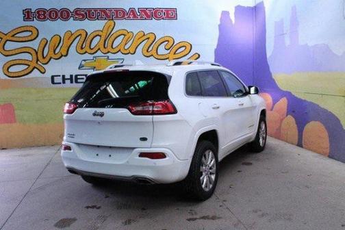 2016 Jeep Cherokee Overland