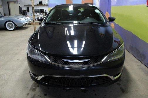 2016 Chrysler 200 C