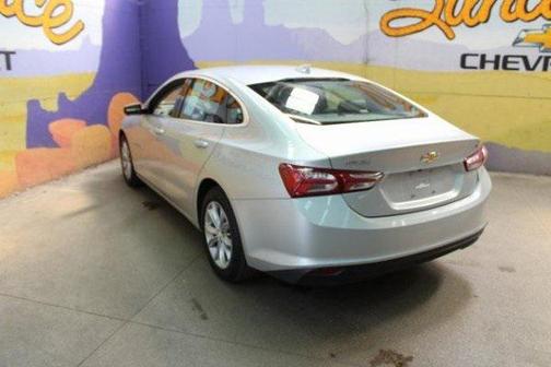 2022 Chevrolet Malibu FWD LT