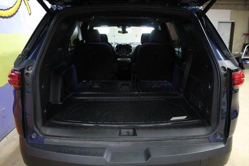 Northsky Blue Metallic 2023 Chevrolet Traverse LT Cloth