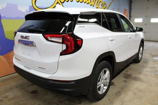 Summit White 2024 GMC Terrain SLE
