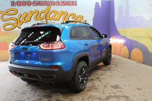 2023 Jeep Cherokee Trailhawk