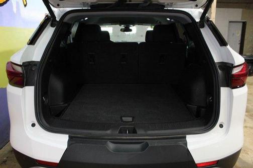 Summit White 2022 Chevrolet Blazer 2LT