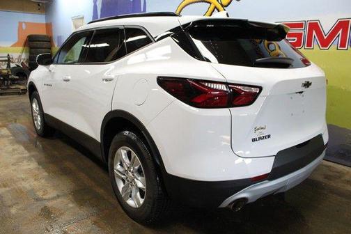 Summit White 2022 Chevrolet Blazer 2LT