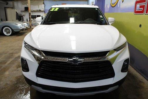 Summit White 2022 Chevrolet Blazer 2LT