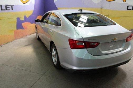 2017 Chevrolet Malibu 1LS