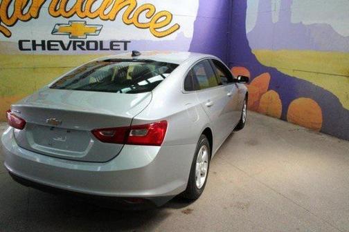 2017 Chevrolet Malibu 1LS