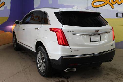 Crystal White Tricoat 2019 Cadillac XT5 Luxury