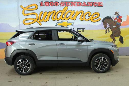 Sterling Gray Metallic 2025 Chevrolet Trailblazer LT