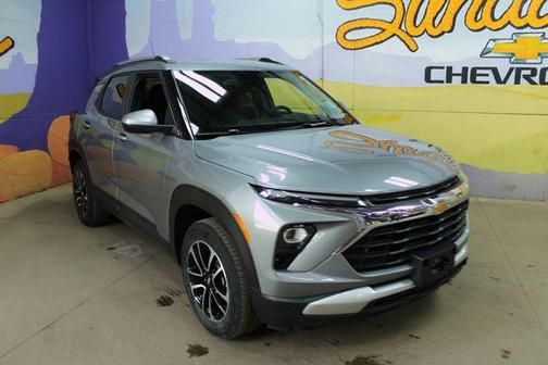 Sterling Gray Metallic 2025 Chevrolet Trailblazer LT
