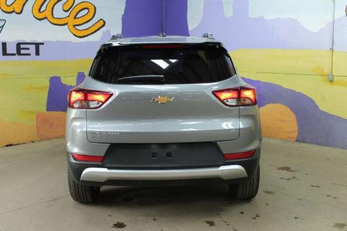 Sterling Gray Metallic 2025 Chevrolet Trailblazer LT