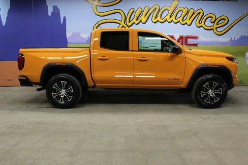 2025 GMC Canyon Base