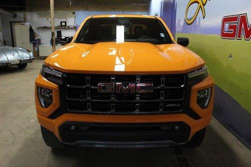 2025 GMC Canyon Base