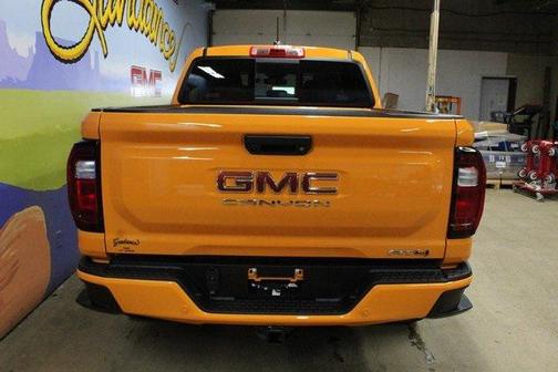 2025 GMC Canyon Base