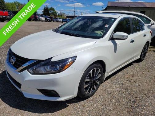 White 2018 Nissan Altima 2.5 SL