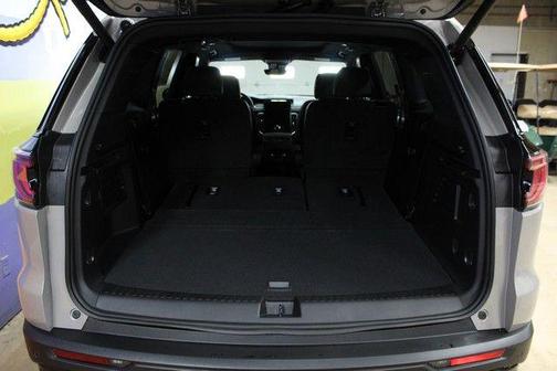 Riverstone Metallic 2026 GMC Acadia AT4 AWD