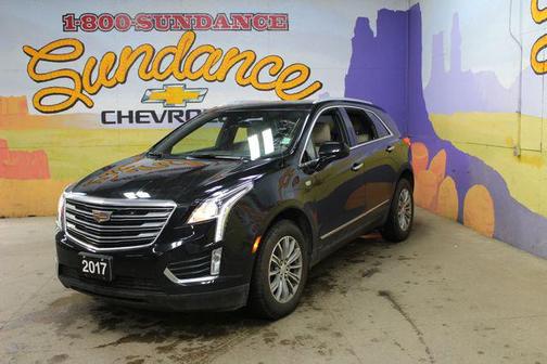 Stellar Black Metallic 2017 Cadillac XT5 Luxury