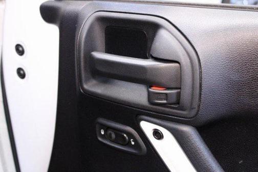 2014 Jeep Wrangler Unlimited Polar Edition