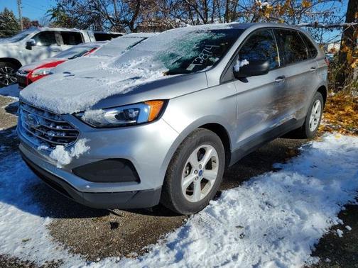2020 Ford Edge SE