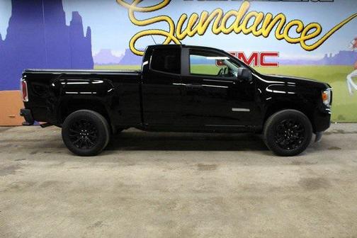 2022 GMC Canyon Elevation Standard