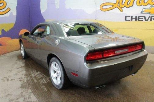 2011 Dodge Challenger SXT