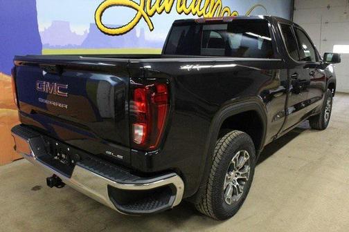 2025 GMC Sierra 1500 SLE