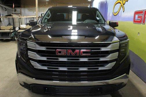 2025 GMC Sierra 1500 SLE