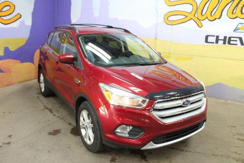 RUBY RED TINTED CC METALLIC 2018 Ford Escape SE