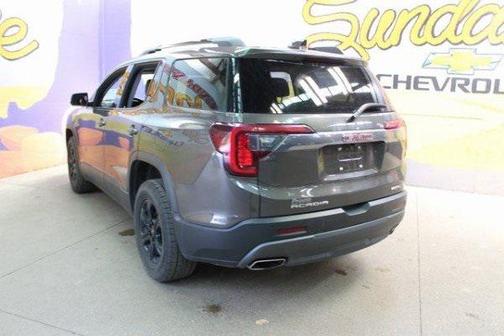 2020 GMC Acadia AWD AT4