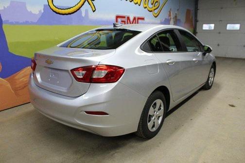 2018 Chevrolet Cruze LS