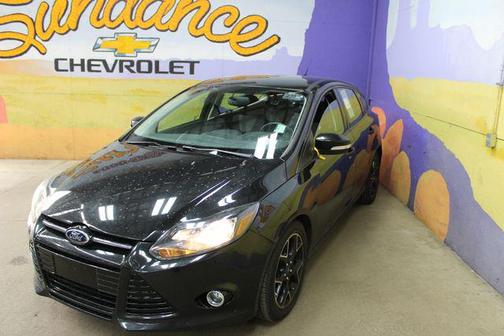 TUXEDO BLACK METALLIC 2013 Ford Focus SE