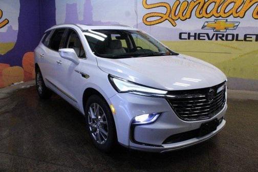 2022 Buick Enclave AWD Essence
