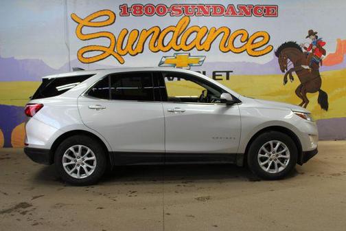 Silver Ice Metallic 2019 Chevrolet Equinox 1LT