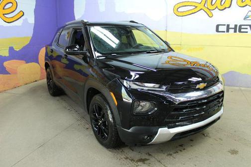 Mosaic Black Metallic 2023 Chevrolet Trailblazer LT