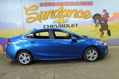 Blue 2018 Chevrolet Cruze LT