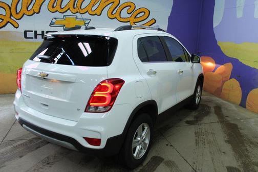 Summit White 2018 Chevrolet Trax LT