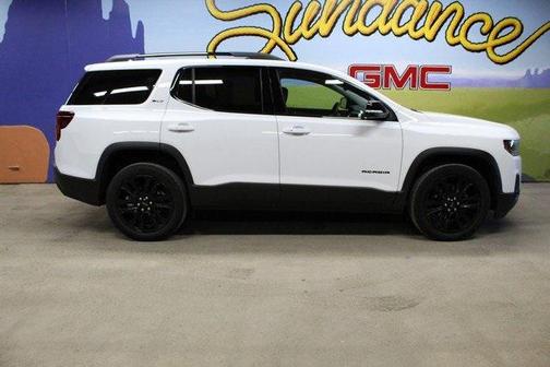 2023 GMC Acadia AWD SLT