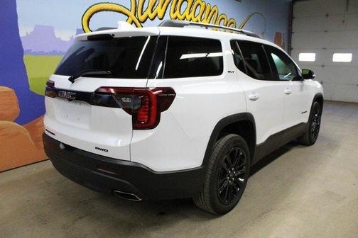2023 GMC Acadia AWD SLT