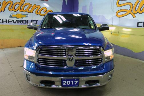 Blue Streak Pearl 2017 RAM 1500 Big Horn