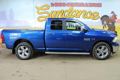Blue Streak Pearl 2017 RAM 1500 Big Horn