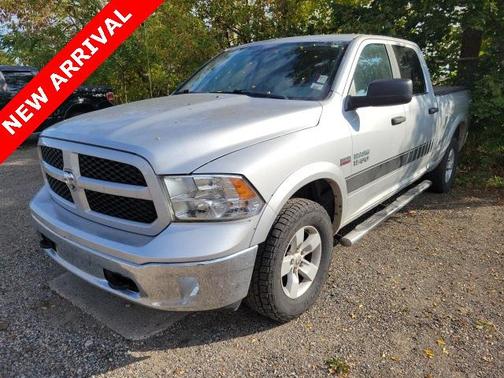 2017 RAM 1500 SLT