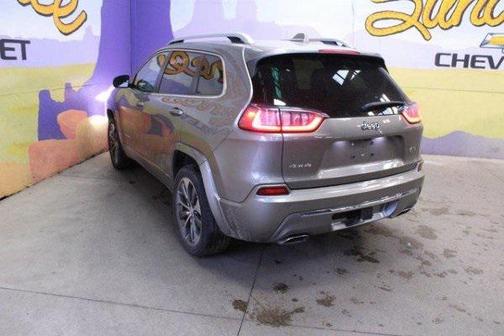 2019 Jeep Cherokee Overland